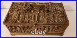 Coffret en bronze style Gothique décor scènes bibliques d'époque de XIXe siècle
