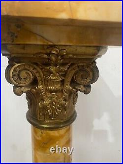 Colonne dorique marbre jaune de Sienne et bronze finement sculpté. XIX siècle