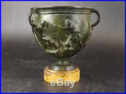 Coupe, Calice en Bronze, décor Antiques, Gladiateurs Gallo Romain. XIXe siècle