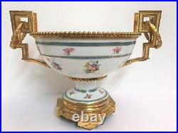 Coupe porcelaine de sèvres et monture bronze époque Louis Philippe XIX siècle