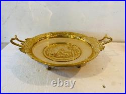 Coupe sur pieds en bronze de F-Levillain fondeur Barbedienne. XIX siècle Coupe sur pieds en bronze de F-Levillain fondeur Barbedienne. XIX siècle