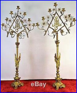 Couple De Chandeliers D'autel. Bronze Doré. Opaline. Espagne. Fin XIX Siecle