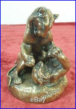 Couple De Tigres Combattant. Sculpture En Bronze. Signé C. Valton. Xix-xx Siècle