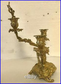 Deux bougeoirs louis XV rocaille bronze doré trois bras lumières. XIX siècle