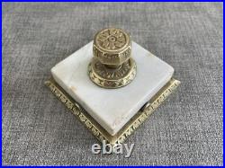 Élégant presse-papiers français ancien Marbre et bronze Début XIXe siècle