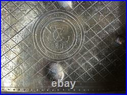 Encrier Napoléon III en bronze XIX eme siècle avec monogramme et date dessous