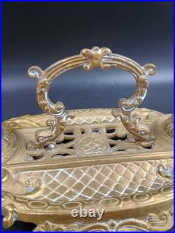 Encrier en bronze doré dans le goût rocaille XIXe siècle