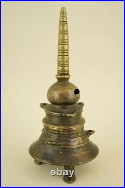 Encrier indien ancien en forme de pagode, bronze doré, Inde, XIXe siècle