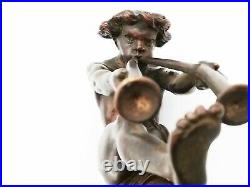 Époque XIXe siècle sculpture en bronze jeune satyre jouant de la double flûte
