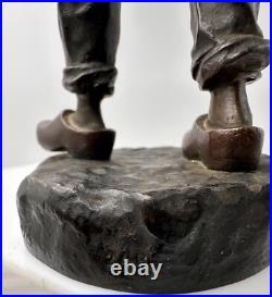 Époque XIXe siècle sculpture en bronze le retour des champs signé JEAN GARNIER