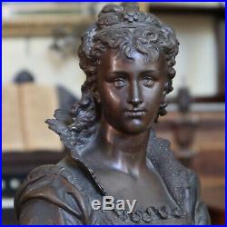 Eutope Bouret XIX Siècle Sculpture en Bronze Buste de Femme Noble D'Époque'800