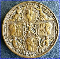 France Francia French Medal Medaille Bronze Famille Royale D'orleans 1830