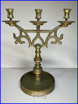 GRANDS CHANDELIERS EN BRONZE DORÉ DE STYLE NÉO GOTHIQUE, XIX eme SIÈCLE