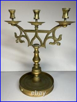 GRANDS CHANDELIERS EN BRONZE DORÉ DE STYLE NÉO GOTHIQUE, XIX eme SIÈCLE