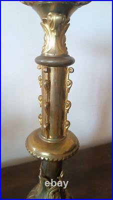 Grand Bougeoir En Bronze Doré Au Mercure, Seconde Moitié Du XIXe Siècle Grand Bougeoir En Bronze Doré Au Mercure, Seconde Moitié Du XIXe Siècle
