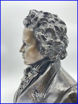 Grand Buste De Beethoven du XIX Eme Siècle Patine Bronze Signé Au Dos