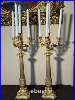 Grande Paire De Candélabres En Bronze Doré d'époque Empire, début XIX-eme Siècle