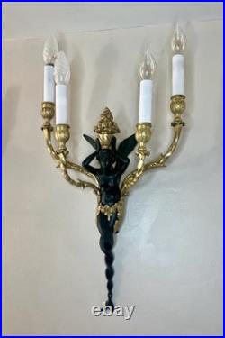 Grande paire d'appliques à 4 lumières, XIXe siècle, style Louis XVI Bronze Doré