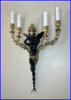 Grande paire d'appliques à 4 lumières, XIXe siècle, style Louis XVI Bronze Doré