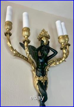 Grande paire d'appliques à 4 lumières, XIXe siècle, style Louis XVI Bronze Doré