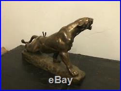 Grande sculpture bronze Lionne blessée animalier XIXè siècle dlg Charles valton