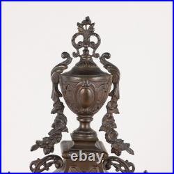 Horloge de Table en Style Éclectique Bronze Europe XIXe-XXe Siècle Horloge de Table en Style Éclectique Bronze Europe XIXe-XXe Siècle