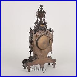 Horloge de Table en Style Éclectique Bronze Europe XIXe-XXe Siècle