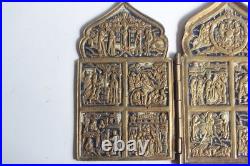Icône quadriptyque bronze émaillé 12 Grandes fêtes Russie XIXe siècle (73151) Icône quadriptyque bronze émaillé 12 Grandes fêtes Russie XIXe siècle (73151)