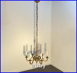 Important Lustre à six lumières en bronze doré ciselé, Empire, XIXe siècle