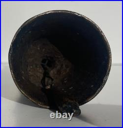 Inde cloche rituelle Ghanta bronze XIXe siècle figure divine au lion