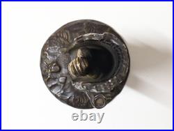 Jolie Sculpture à 2 patines bronze et or mendiante frileuse XIXe XXe siècle