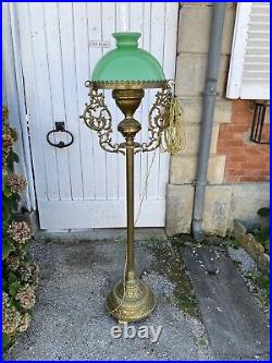 Lampadaire en bronze Et Laiton doré décor de feuillage XIX siècle