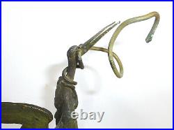 Lampe À Huile En Bronze Chine XIXE Siècle Lampe À Huile En Bronze Chine XIXE Siècle