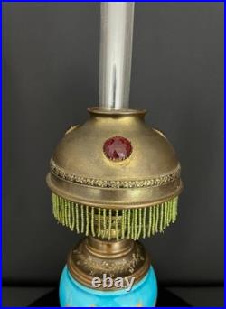 Lampe à huile en bronze et porcelaine émaillée, France, fin du XIXe siècle