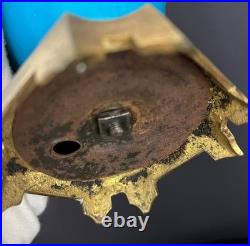 Lampe à huile en bronze et porcelaine émaillée, France, fin du XIXe siècle