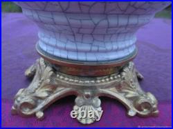 Lampe à pétrole ancienne Libellule peinture porcelaine bronze XIX siècle