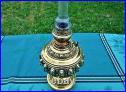 Lampe ancienne à pétrole Baroque laiton XIX siècle Antique Baroque brass oil
