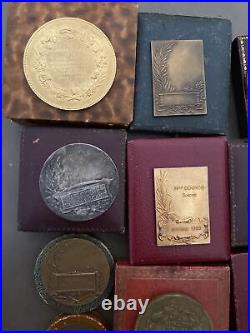 Lots De 10 médailles Anciennes En Bronze