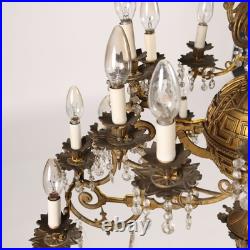 Lustre Néo-Gothique Bronze Cristal XIXe Siècle Lustre Néo-Gothique Bronze Cristal XIXe Siècle