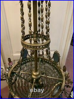 Lustre de style Louis XVI en bronze et pendeloques de cristal XIX Siècle