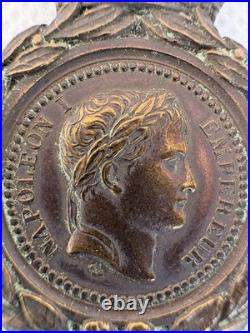 MÉDAILLE / PENDENTIF NAPOLÉON Ier Sainte-Hélène Bronze XIXe siècle