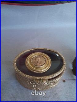 Magnifique boîte à bijoux ancienne de style Néo-classique. France XIXe Siècle