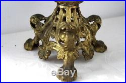 Magnifique paire pique cierges en bronze doré a l'or XIXe Siècle