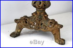 Magnifique paire pique cierges en bronze style Rhénan XIXe Siècle