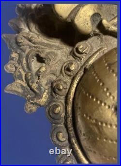 Masque chinois ancien en bronze doré Démon gardien XIXe / début XXe siècle