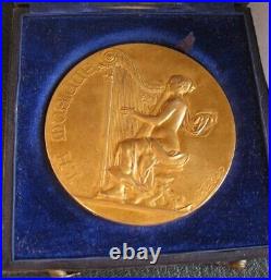 Médaille en Bronze avec sa boite Conservatoire de Marseille, nue, par Rivet