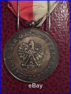 Medailles Decorations Ordres POLOGNE XIXe SIECLES BRONZE