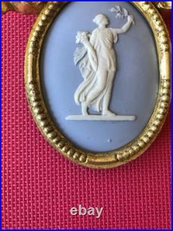 Medaillon Bronze Doré Plaque Porcelaine Dlg Wegwood XIX Eme Siecle