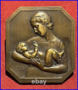 Medals Medaille Raoul Benard Maternite Femme A L' Enfant Colombe Art Deco
