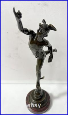 Mercure Groupe en bronze a patine brune par Jean de Bologne. XIX siècle Mercure Groupe en bronze a patine brune par Jean de Bologne. XIX siècle